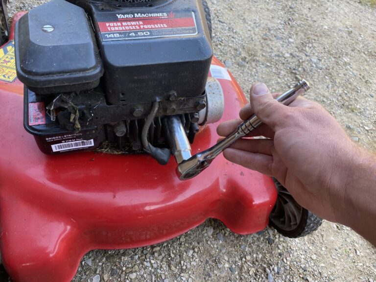 lawn mower pull string stuck